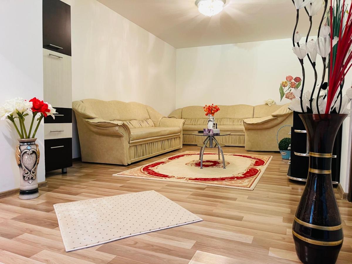Casa Iris Appartement Iasi Buitenkant foto