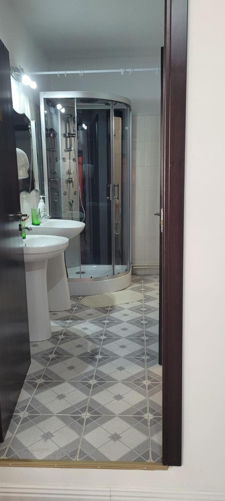 Casa Iris Appartement Iasi Buitenkant foto