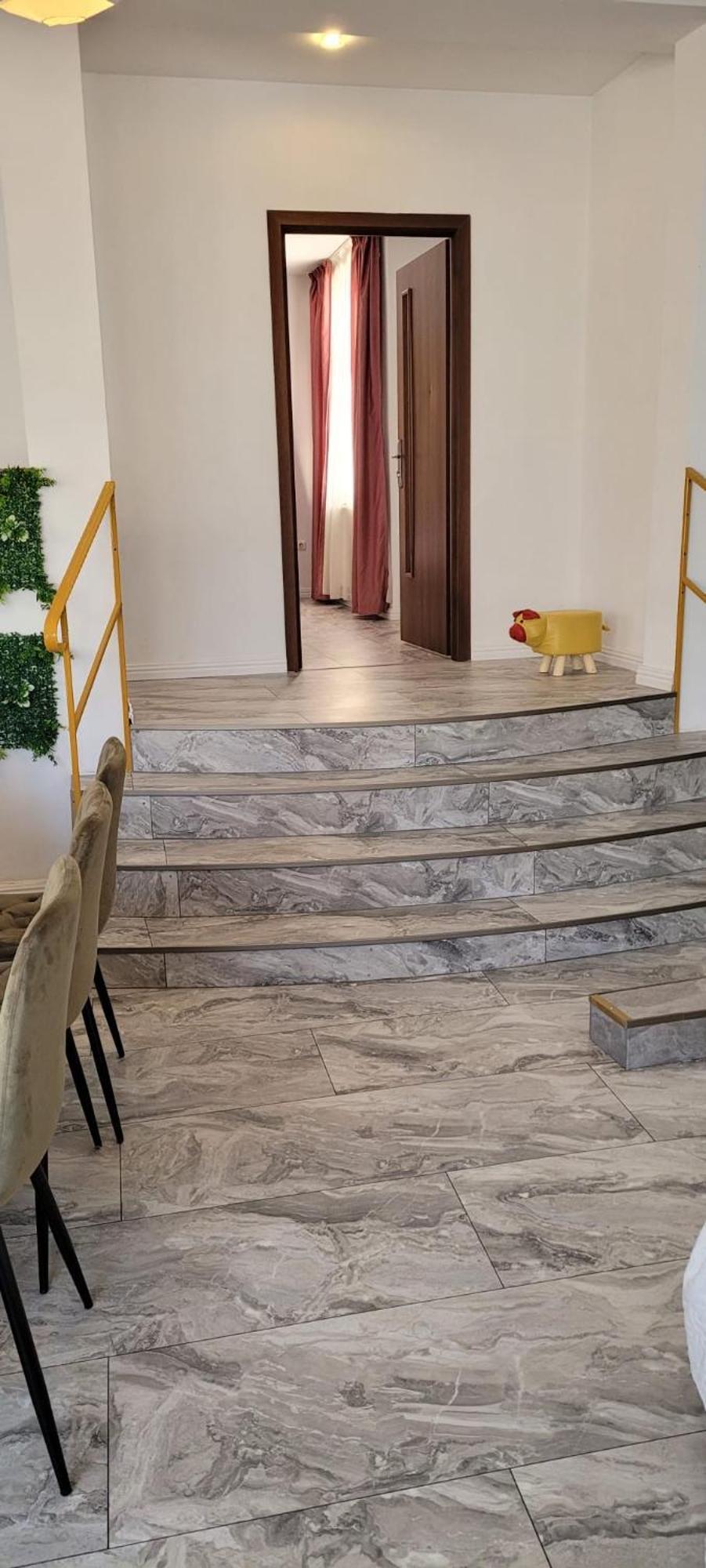 Casa Iris Appartement Iasi Buitenkant foto